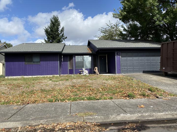 House before renovation, bought as-is by Rubix